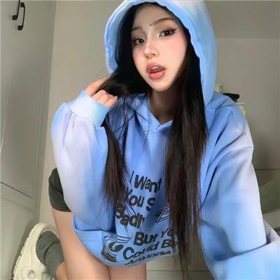 当红小花私下抽烟，凌晨内幕曝光，公司火速否认